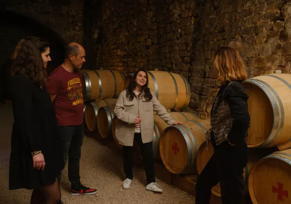 6-visite-des-chais-a-barriques-peyrassol-erwan-fiquet